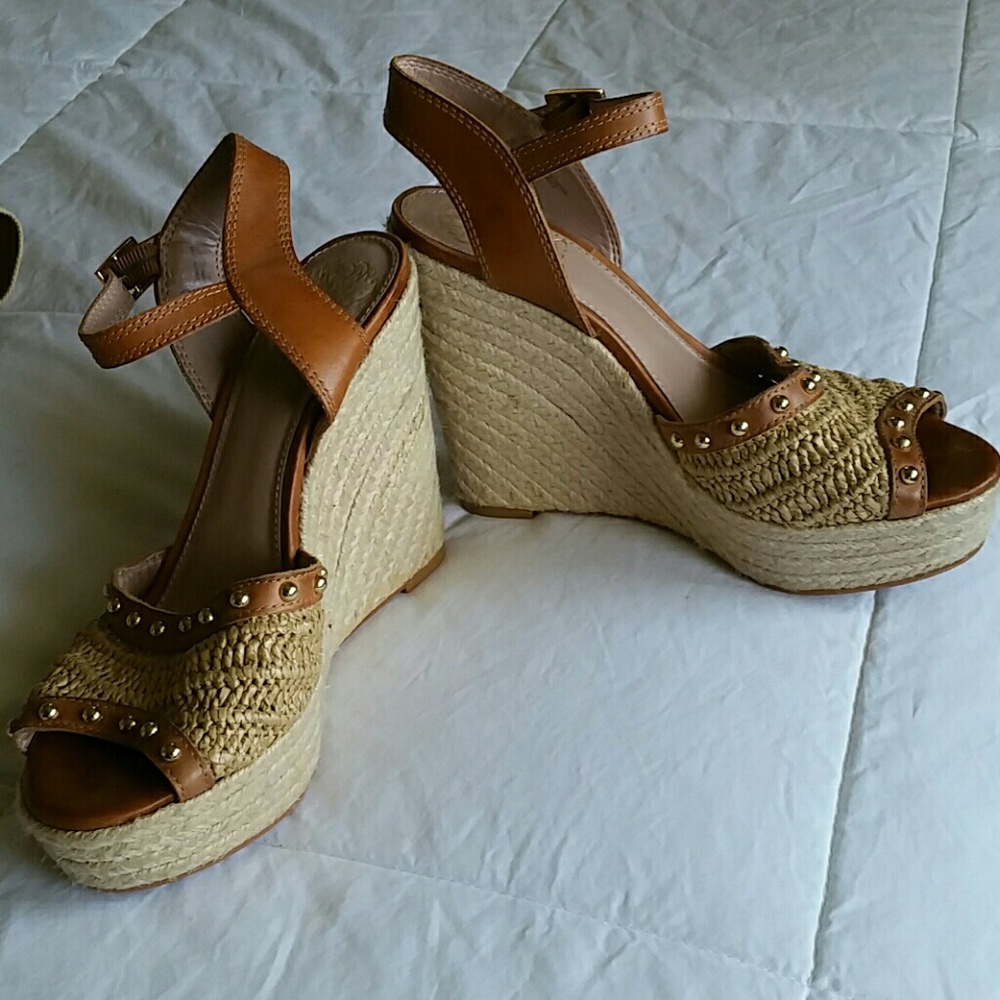 Sandles